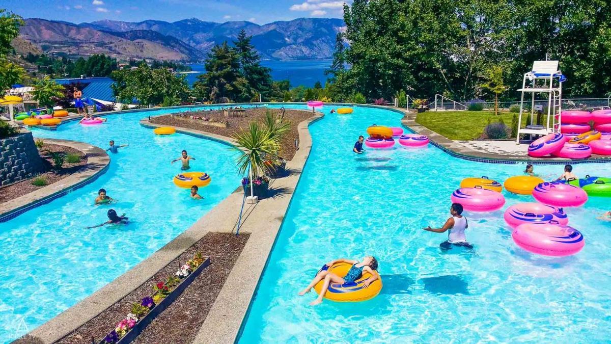Grandview Lake Chelan- Waterfront View, Pool, Hot Tub, Golf, 1 Min To Downtown Bagian luar foto