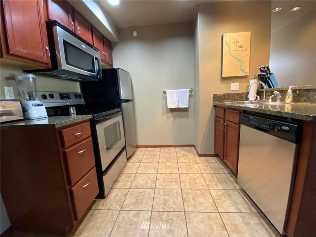 Grandview Lake Chelan- Waterfront View, Pool, Hot Tub, Golf, 1 Min To Downtown Bagian luar foto